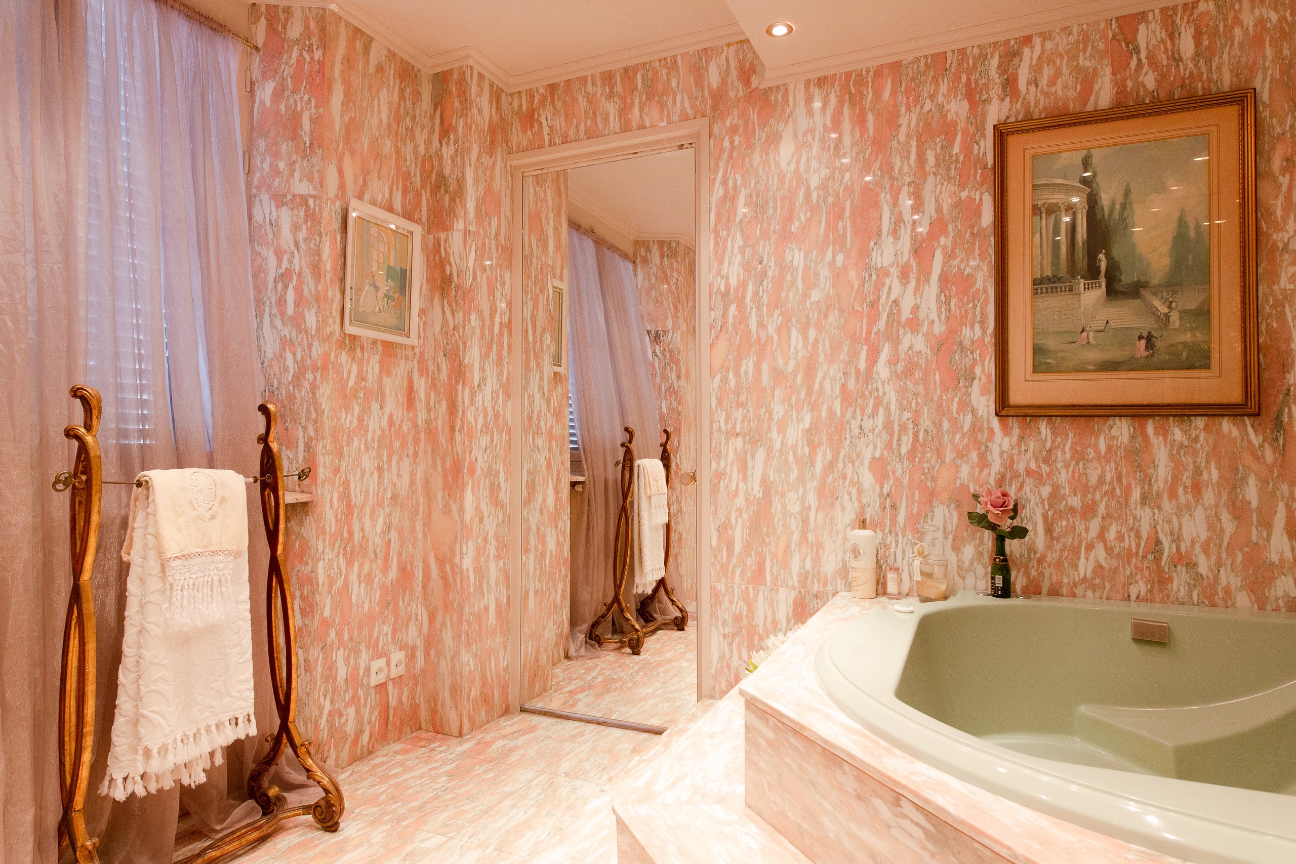 Pink marble bath detail