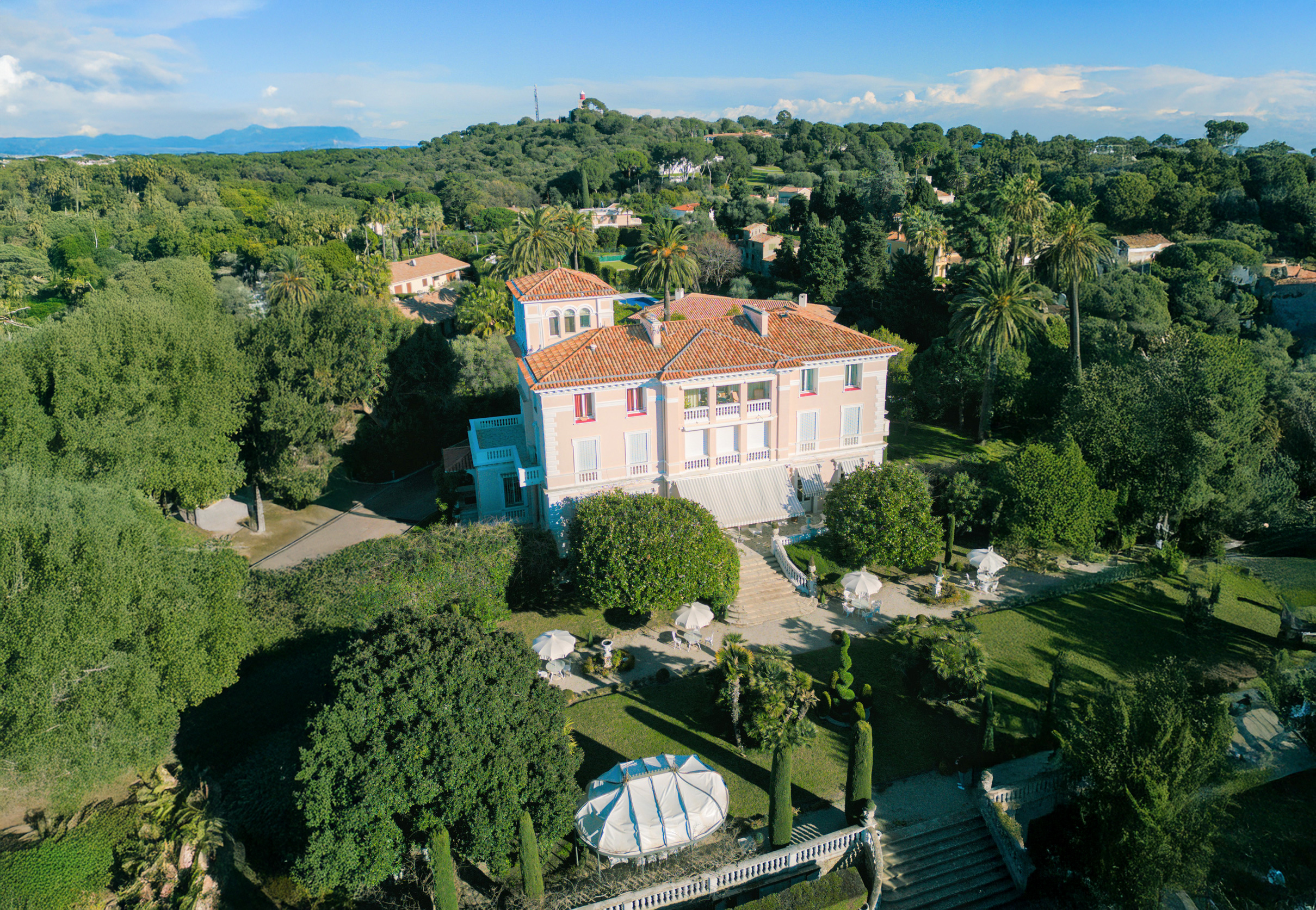 Aerial view of Château Algarve and the Cap d'Antibes coastline